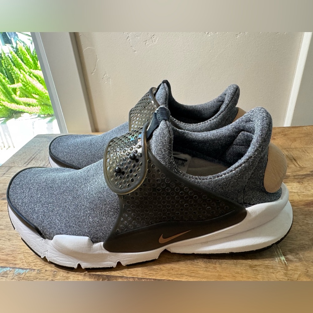 Nike Women’s Sock Dart SE Gray Slip-On Sneakers